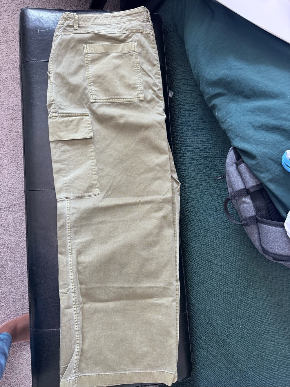 Women's GAP Olive Green Cargo Pants - Classic Utility Style-NWOT